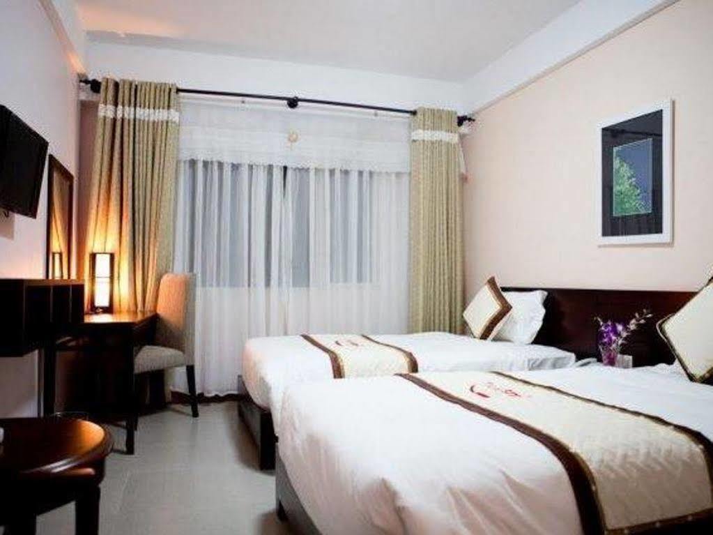 Hue Smile Hotel Exterior photo